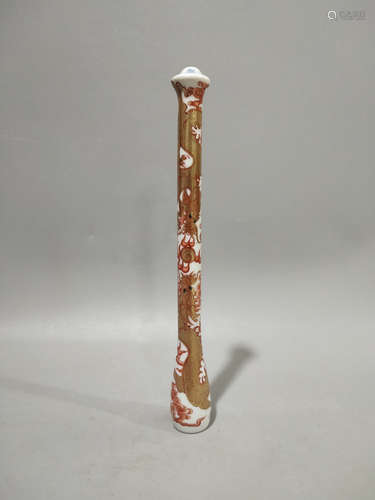 A Chinese Iron Red Gild Dragon Pattern Porcelain Brush Holder