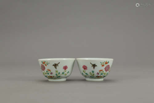 A Pair of Chinese Famille Rose Flower&Bird Pattern Porcelain Bowls