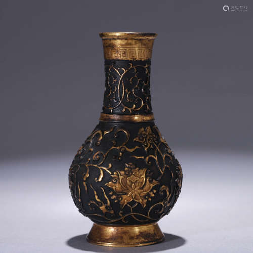 A Chinese Gild Floral Copper Vase