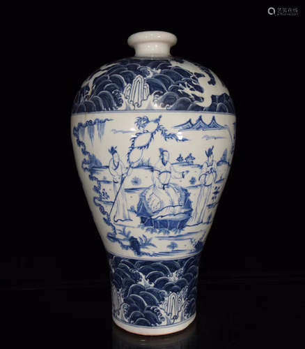 A Chinese Blue and White Figure Painted Porcelain Vase