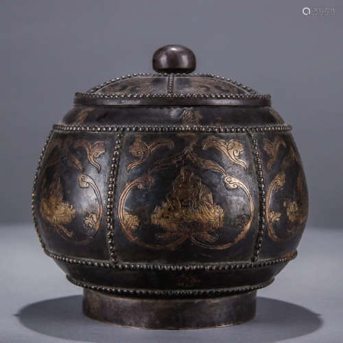 A Chinese Gild Silver Arhat Pattern Jar with Cover