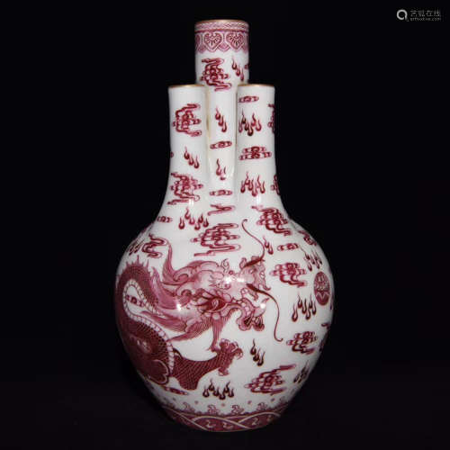A Chinese Carmine Dragon Pattern Porcelain Vase