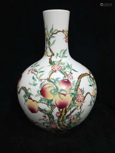 A Chinese Famille Rose Peach Painted Porcelain Vase