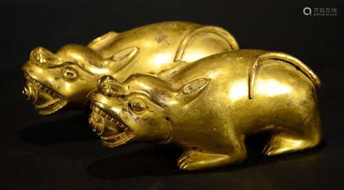 PAIR OF GILT BRONZE CASTED MICE