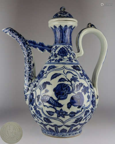 A BLUE&WHITE GLAZE FLOWER PATTERN POT