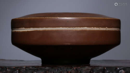 A DING YAO BOX CARVED WITH FLOWER