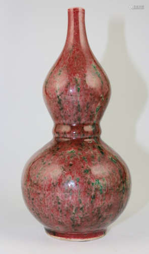 A RED KILN GLAZE GOURD SHAPE VASE