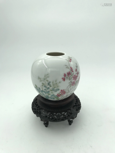 Chinese Famille Rose 'Flowers' Waterpot, Qing Dyn…