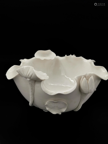 Chinese Blanc-de-chine Lotus Bowl, Qing Dynasty