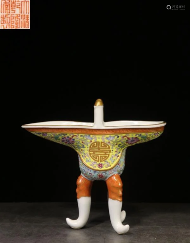 Chinese Famille Rose Hand Painted Tripod Vessel