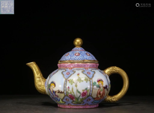 Chinese Famille Rose Porcelain Hand Painted Teapot