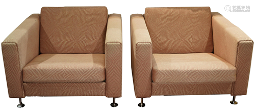 A pair of Hans Wegner for Getama lounge chairs