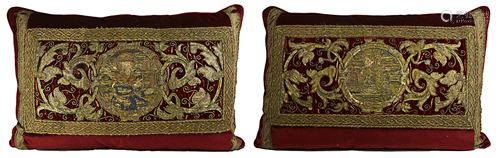 Pair of tapestery pillows