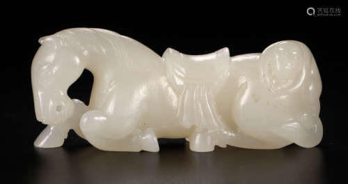 A HETIAN JADE CARVED HORSE