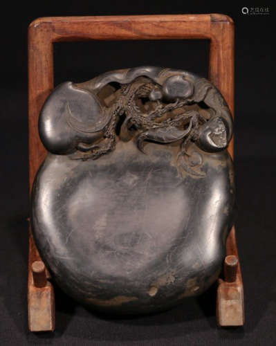 A DUAN STONE INK SLAB CARVED WITH PEACH