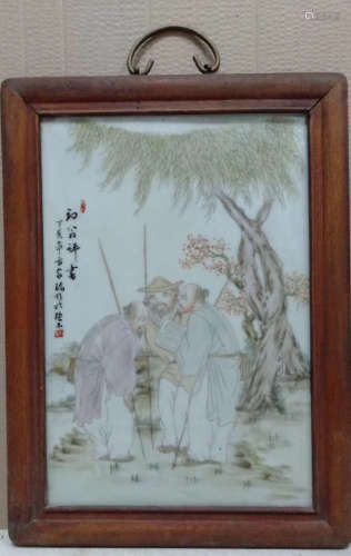 A FIGURE AND BOOK PORCELAIN BOARD PAINTING BY FANGJIAZHEN