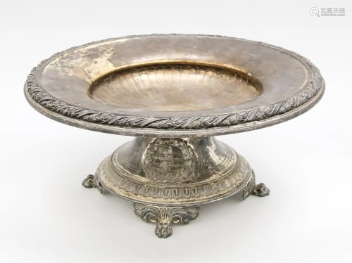 Large round bowl, late 19