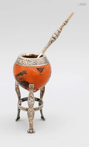 Maté vessel with drinking