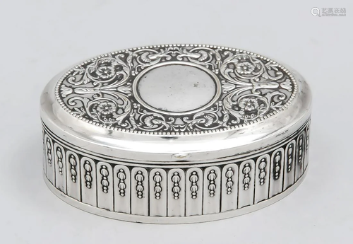 Oval Art Nouveau box, Ger