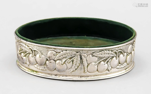 Oval serving bowl, Italy,