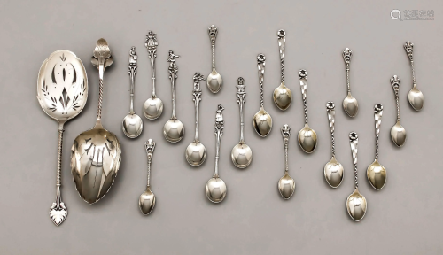 Mixed lot of 20 spoons, m
