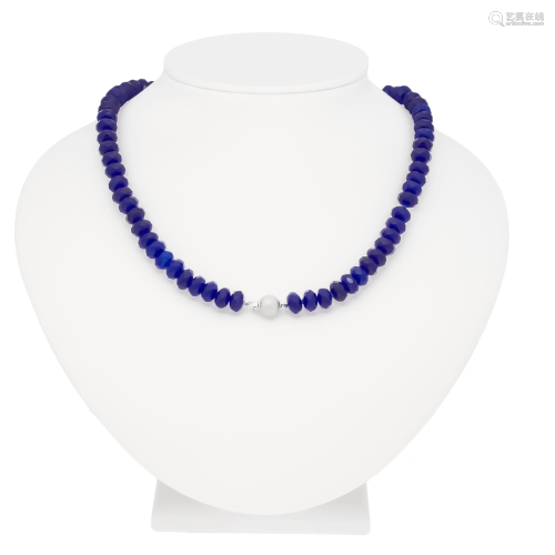 Sapphire necklace with ba