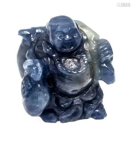 Sapphire carved as a Budd