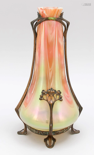 Art Nouveau vase, around