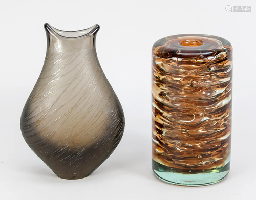 Two vases, 2nd half of th