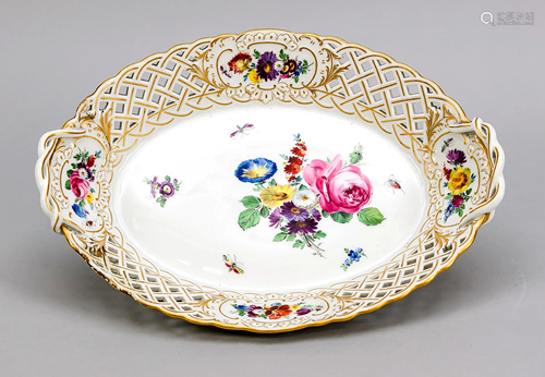 Oval wicker bowl, Meissen