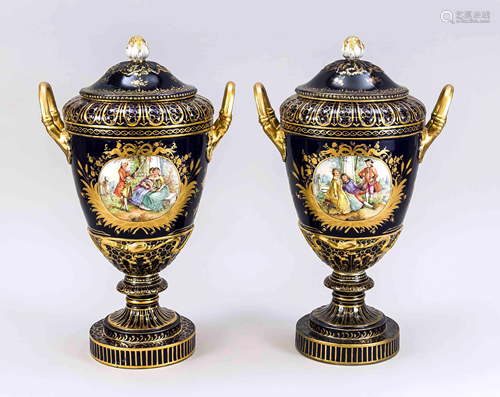 Pair of lidded vases, Fra