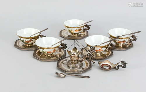 Six tea cups with saucers