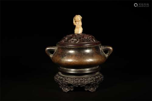 Bronze double ear censer made in Xuande year of the Ming Dynasty