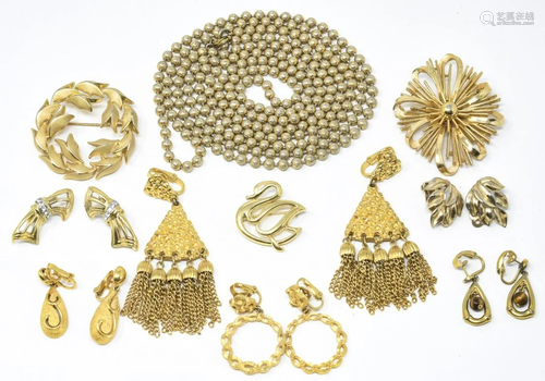 All Crown Trifari Gold Tone Jewelry Collection