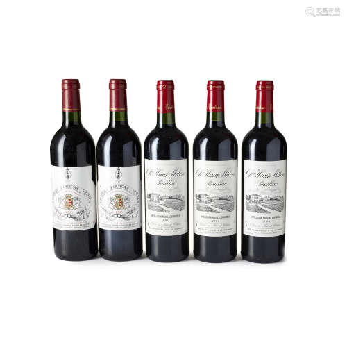 A MIXED GROUP OF RED WINE