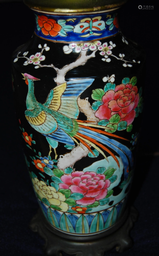 A Famille Rose Vase in Flower & Bird Pattern from Qing