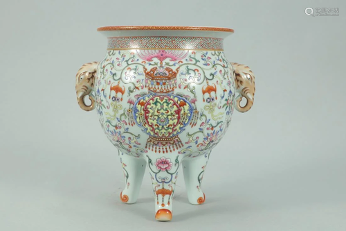 FAMILLE ROSE FLOWER ELEPHANT PORCELAIN CENSER