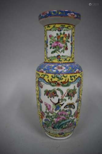 Canton vase, early 20th century \nH. 25,5 cm