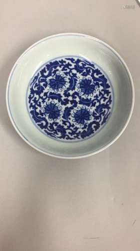 CHINA, 20th century \nPorcelain plate with blue flo…