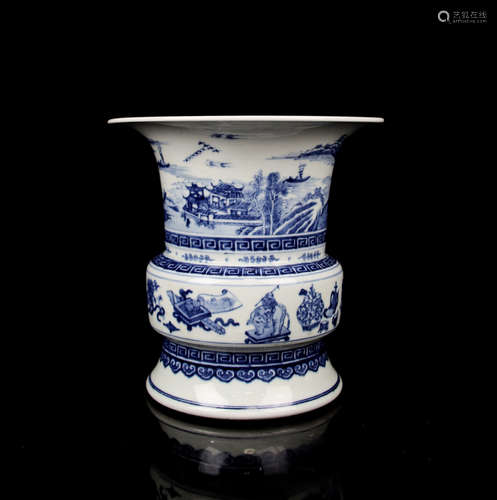 CHINESE BLUE WHITE FIGURAL PORCELAIN VASE