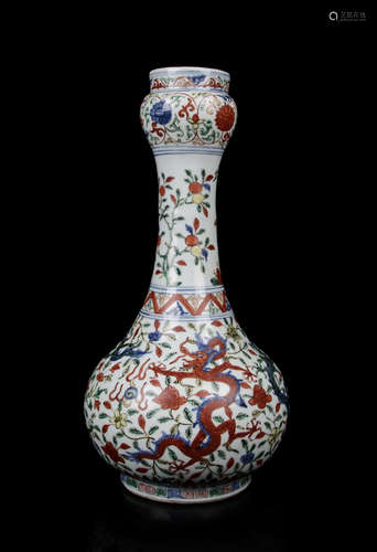 CHINESE WUCAI DRAGON PORCELAIN VASE