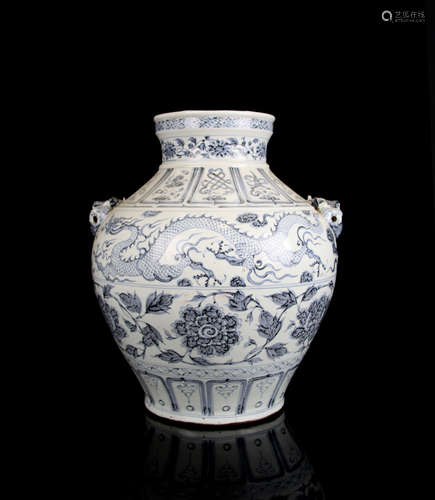 CHINESE BLUE WHITE DRAGON PORCELAIN JAR