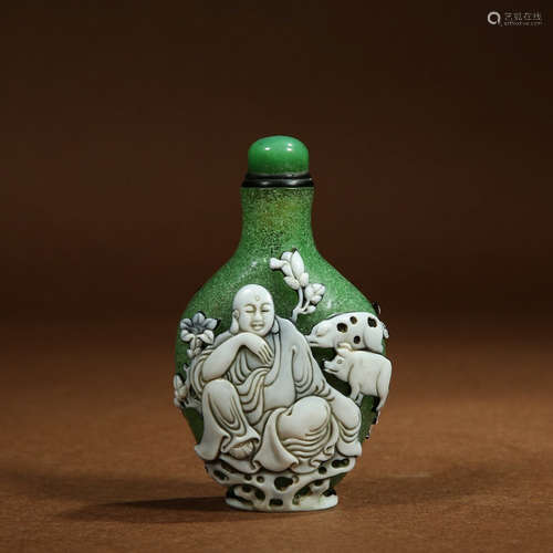 CHINESE PEKING GLASS SNUFF BOTTLE