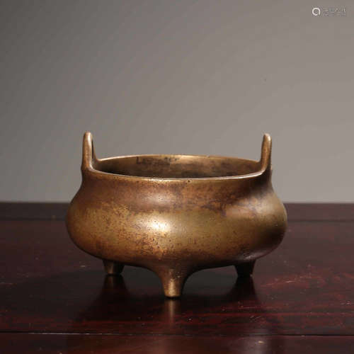 CHINESE BRONZE TRIPOD CENSER, MARKED