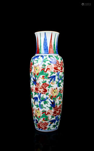 CHINESE WUCAI PORCELAIN VASE