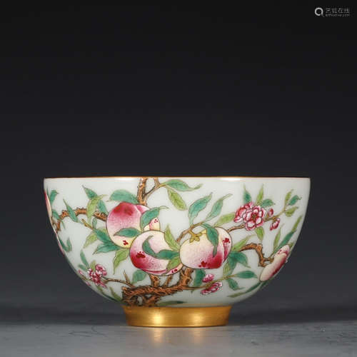 CHINESE FAMILLE ROSE NINE PEACH PORCELAIN CUP