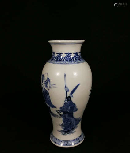 CHINESE BLUE WHITE PORCELAIN VASE