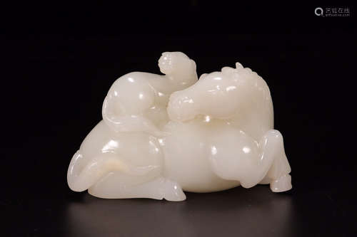 CHINESE WHITE JADE HORSE