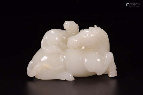 CHINESE WHITE JADE HORSE