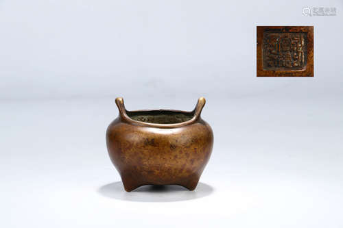 CHINESE BRONZE TRIPOD CENSER